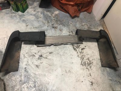 Лот: 14966291. Фото: 1. Бампер задний штатный Toyota LC... Кузов