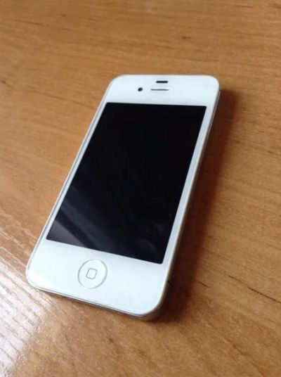 Лот: 5337667. Фото: 1. Iphone 4s , белый , 16 gb , Полный... Смартфоны