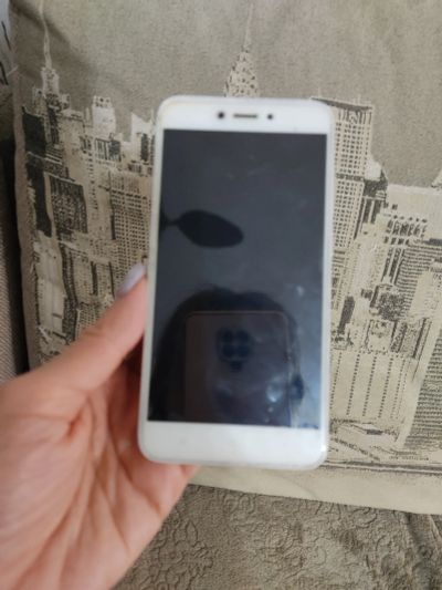 Лот: 21179452. Фото: 1. Xiaomi Redmi 5A. Смартфоны