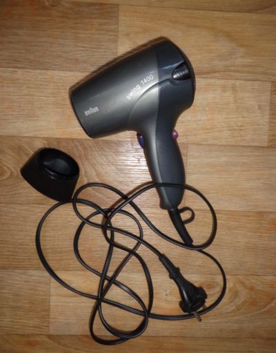 Лот: 11739413. Фото: 1. Фен Braun Swing 1400. Укладка и стрижка волос, бритьё, эпиляция