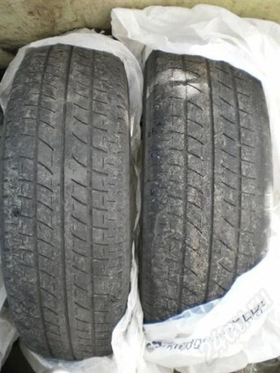 Лот: 399705. Фото: 1. Пара GoodYear 185/70/14. Шины