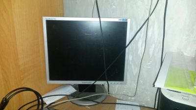 Лот: 4561488. Фото: 1. Монитор samsung ! Состояние нового... ЖК-мониторы