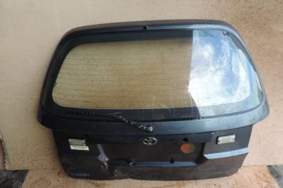 Лот: 11894664. Фото: 1. продам заднюю дверь toyota caldina... Кузов