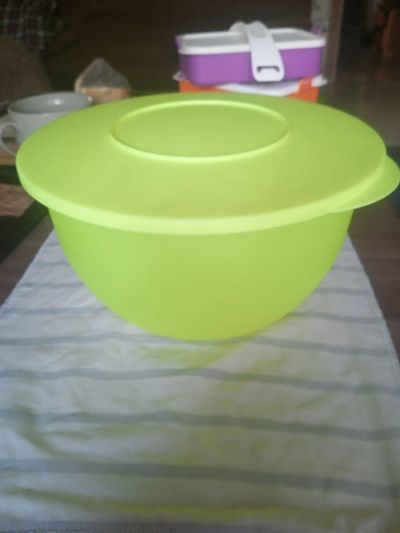 Лот: 21276900. Фото: 1. Tupperware чаша 4,3л. Тарелки, блюда, салатники