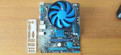 Лот: 17941257. Фото: 1. Комплект AMD FX4300 + Материнская... Комплекты запчастей