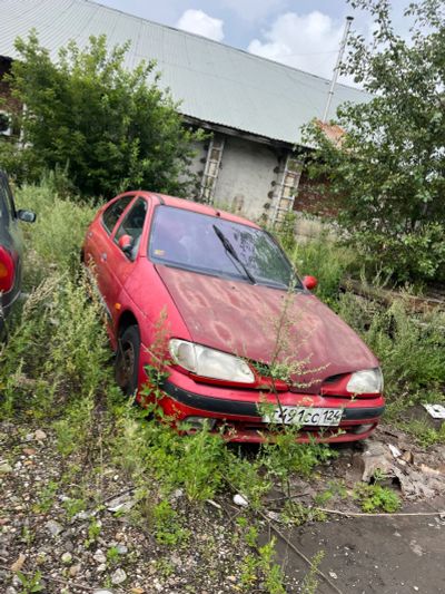 Лот: 25634213. Фото: 1. RENault Megan scenic. Автомобили