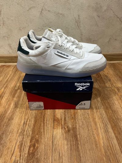 Лот: 18847985. Фото: 1. Новые кроссовки Reebok белые оригинал... Кеды, кроссовки, слипоны