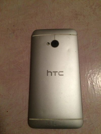 Лот: 6639606. Фото: 1. HTC one m7. Смартфоны