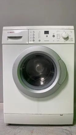 Лот: 21012609. Фото: 1. стиральная машина Bosch бу код... Стиральные машины
