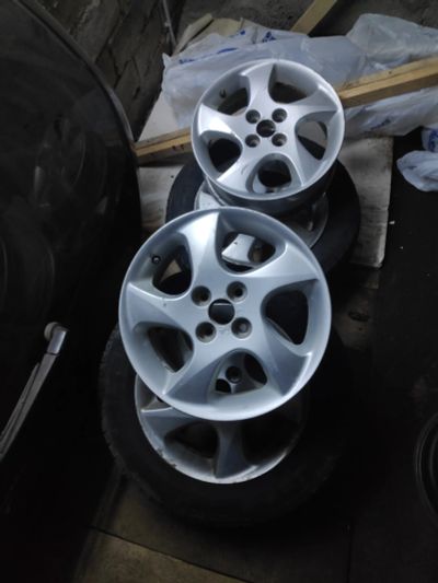 Лот: 20298249. Фото: 1. Оригинальные литые диски MAZDA... Диски