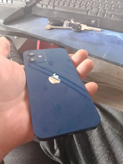 Лот: 24778804. Фото: 1. iphone 12. Смартфоны