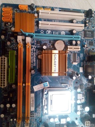 Лот: 15168689. Фото: 1. Материнская плата Gigabyte GA-G31M-ES2L... Материнские платы