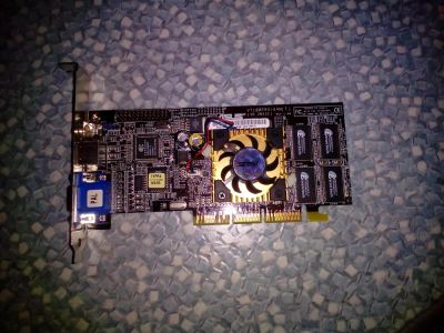 Лот: 7599371. Фото: 1. Видеокарта Asus V7100pro/64m(T... Видеокарты