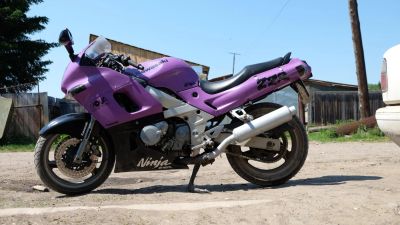 Лот: 7692604. Фото: 1. Подам Kawasaki ZZR 400-2 (zzr400-2... Мотоциклы