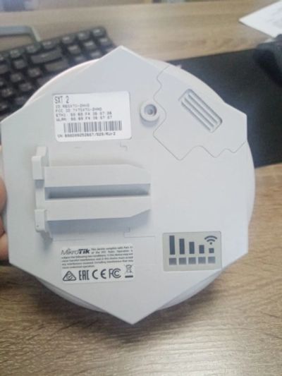 Лот: 17236003. Фото: 1. Радиомаршрутизатор Mikrotik rbsxtg-2HnD. Маршрутизаторы (роутеры)
