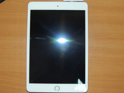Лот: 7397744. Фото: 1. Apple iPad mini 3 16Gb Wi-Fi. Планшеты