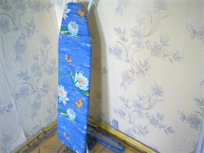 Лот: 1320045. Фото: 1. Гладильная доска. Инвентарь для уборки