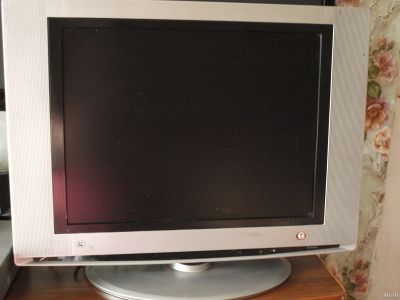 Лот: 13613231. Фото: 1. Телевизор ж/к + спутниковый ресивер... Телевизоры