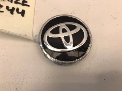 Лот: 21703825. Фото: 1. колпачок диска Toyota Raize A200A. Двигатель и элементы двигателя