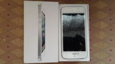 Лот: 4069520. Фото: 1. iPhone 5 16 гб wh. Смартфоны