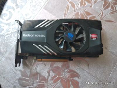 Лот: 11876426. Фото: 1. Видеокарта HD6850. Видеокарты