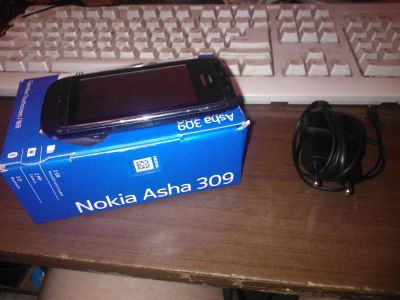Лот: 3161194. Фото: 1. Телефон Nokia Asha 309 Black. Кнопочные мобильные телефоны