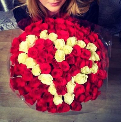 Лот: 3170822. Фото: 1. Букет 101 роза, доставка в Красноярске... Свежие цветы