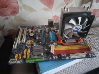 Лот: 9618200. Фото: 1. gigabyte ga-ma770-ud3 + phenom... Материнские платы