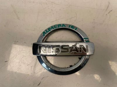 Лот: 21702193. Фото: 1. эмблема Nissan Almera N16. Двигатель и элементы двигателя