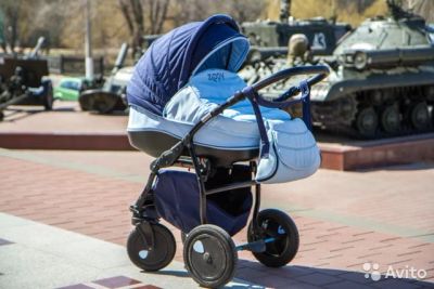 Лот: 7964645. Фото: 1. Коляска tutis zippy 2 в 1. Коляски