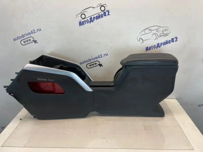 Лот: 21702886. Фото: 1. подлокотник Toyota Raize A200A. Двигатель и элементы двигателя