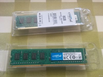 Лот: 17907691. Фото: 1. DDR3 8Gb 1600MHz Crucial CT102464BA160B. Оперативная память