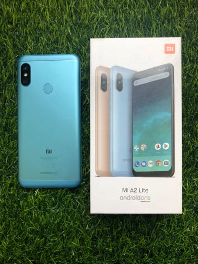 Лот: 12747375. Фото: 1. Смартфон Xiaomi Mi A2 Lite 4/64GB... Смартфоны