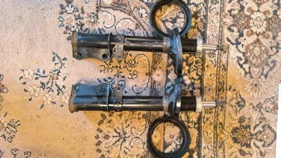 Лот: 25030875. Фото: 1. Комплект амортизаторов задних... Ходовая, подвеска, рулевое управление