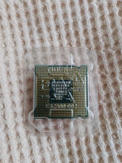 Лот: 25063863. Фото: 1. 2-ядерный процессор Intel Core... Процессоры