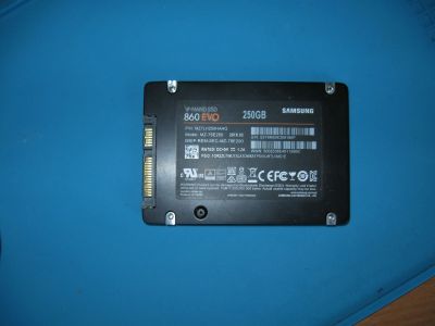 Лот: 19679672. Фото: 1. Samsung 860 EVO 250GB. SSD-накопители