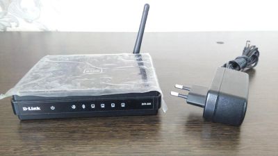 Лот: 7310194. Фото: 1. D-Link DIR-300NRU. Маршрутизаторы (роутеры)