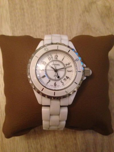 Лот: 5763060. Фото: 1. Часы Chanel J12. Другие наручные часы