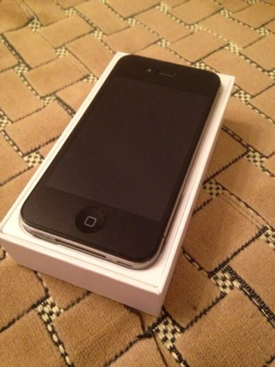 Лот: 5512096. Фото: 1. iPhone 4S 8GB. Отличное состояние... Смартфоны