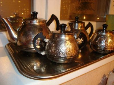 Лот: 155256. Фото: 1. новый чайный сервиз из нержавеющей... Сервизы, наборы посуды