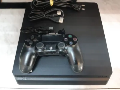 Лот: 25787696. Фото: 1. Игровая приставка Sony PlayStation... Игровые приставки, консоли