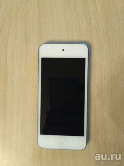 Лот: 8462123. Фото: 1. Продам Ipod touch 5 на 32гб голубого... Плееры