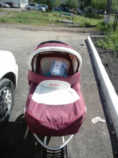 Лот: 10483822. Фото: 1. коляска Geoby 3 в 1,повтор. Коляски