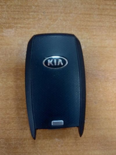 Лот: 14789154. Фото: 1. брелок Kia ( smart key) без ключа. Автомобильные сигнализации