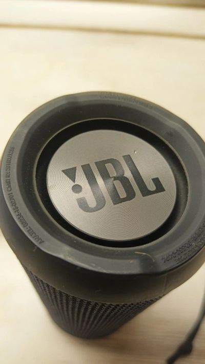 Лот: 17263649. Фото: 1. Портативная колонка Jbl flip 3. Портативные, беспроводные колонки
