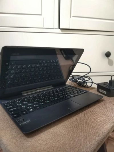 Лот: 16695495. Фото: 1. Asus Transformer Book T100TA. Клавиатуры для ноутбуков
