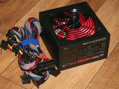 Лот: 10195966. Фото: 1. Aerocool HERO 775W(новый). Корпуса, блоки питания