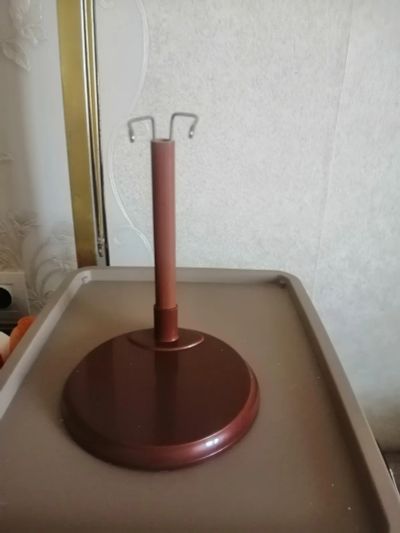 Лот: 21047727. Фото: 1. Подставка для куклы. фигурки. Авторские куклы, игрушки, поделки