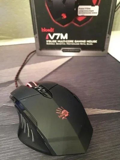 Лот: 12587671. Фото: 1. Мышь A4 Bloody V7M оптическая... Клавиатуры и мыши