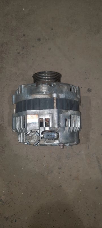 Лот: 20296114. Фото: 1. Генератор nissan cefiro teana... Электрооборудование